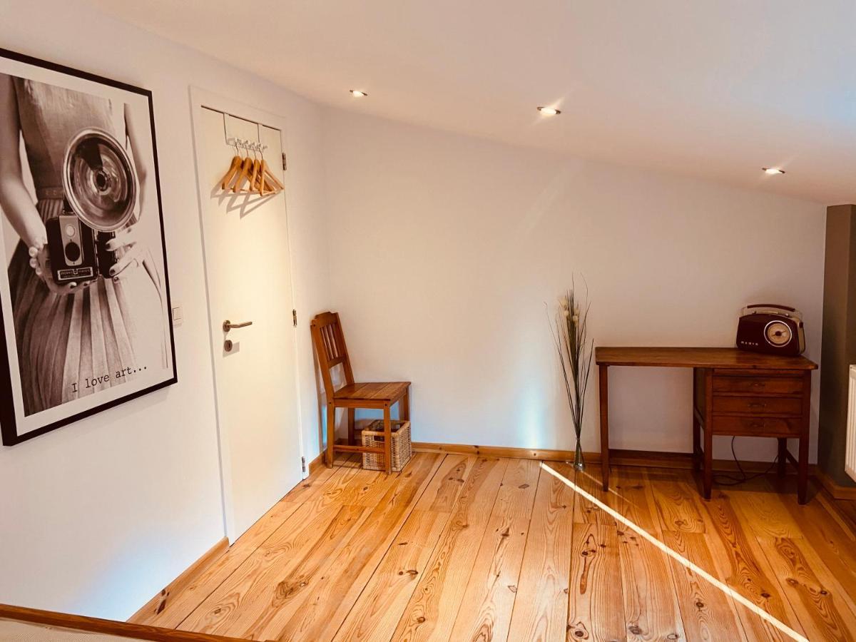Jolie Maison Avec Jardin. Hoeilaart Luaran gambar
